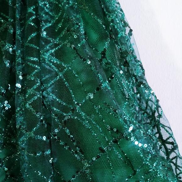 Luxxel Green Sparkly NWT Party Dress Medium - Picture 4 of 12
